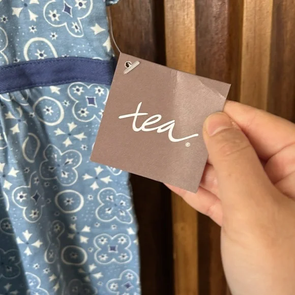 New Tea Collection Wrap Neckline mini dress. Size 2T - Picture 2 of 6